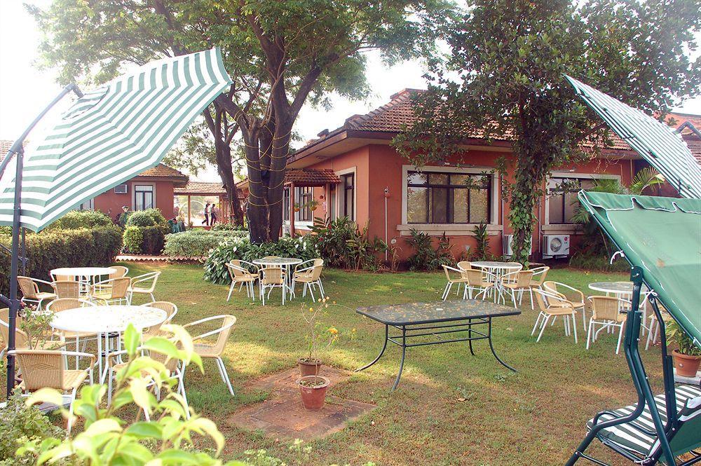The International Centre Goa Hotell Panaji Exteriör bild