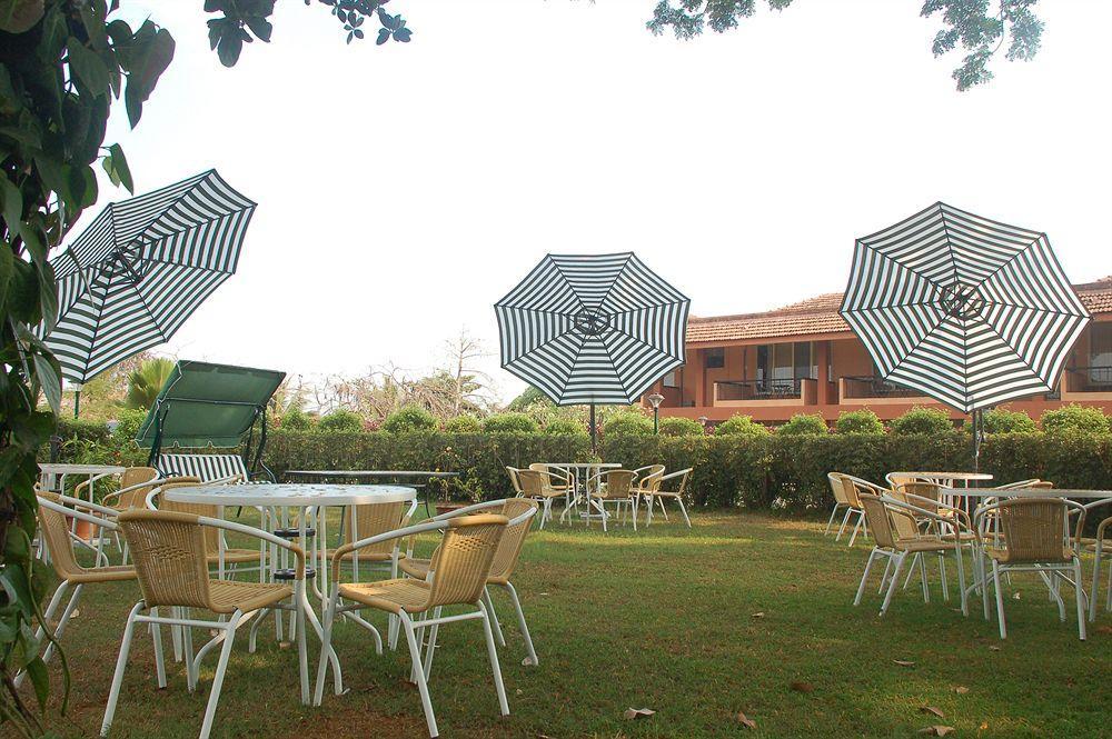 The International Centre Goa Hotell Panaji Exteriör bild