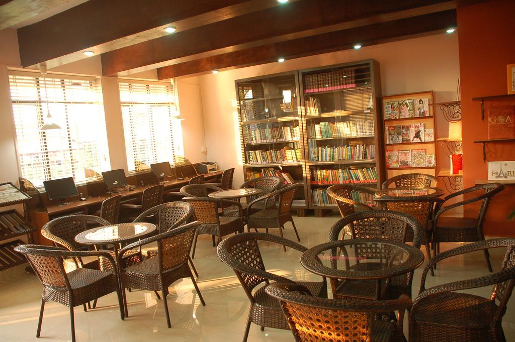 The International Centre Goa Hotell Panaji Exteriör bild