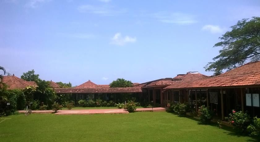 The International Centre Goa Hotell Panaji Exteriör bild