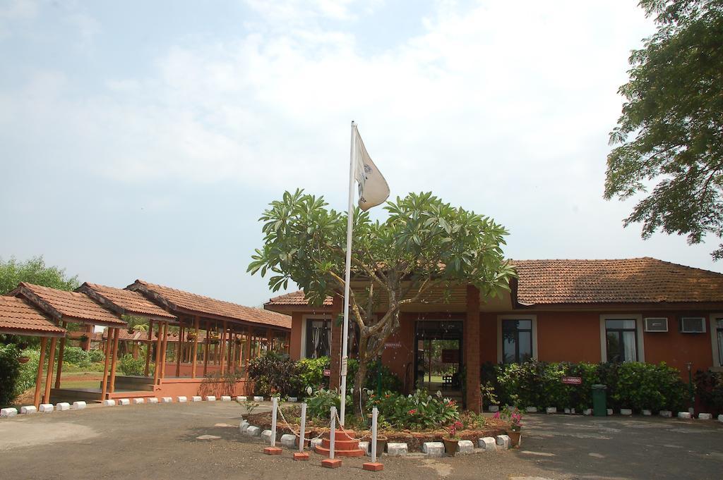 The International Centre Goa Hotell Panaji Exteriör bild